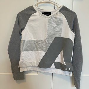 UNDER ARMOUR: girls sweatshirt